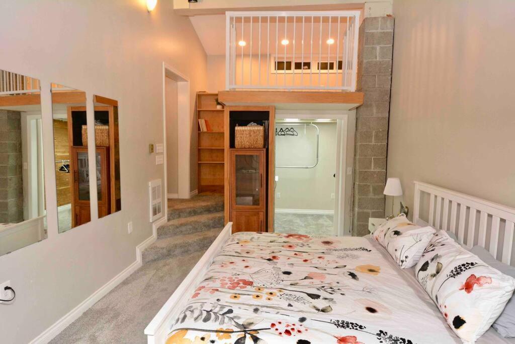 22 Acres Home With Hot Tub Minutes From Ilana Casino Ridgefield Ngoại thất bức ảnh